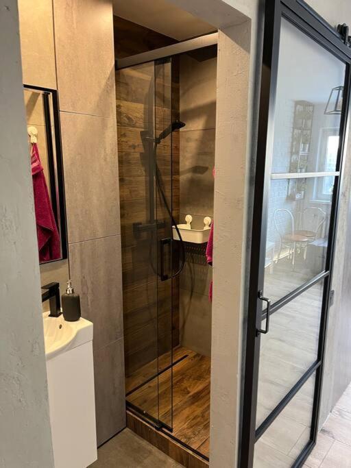 Kameralna Kawalerka W Stylu Loftu Blisko Centrum 바르샤바 외부 사진