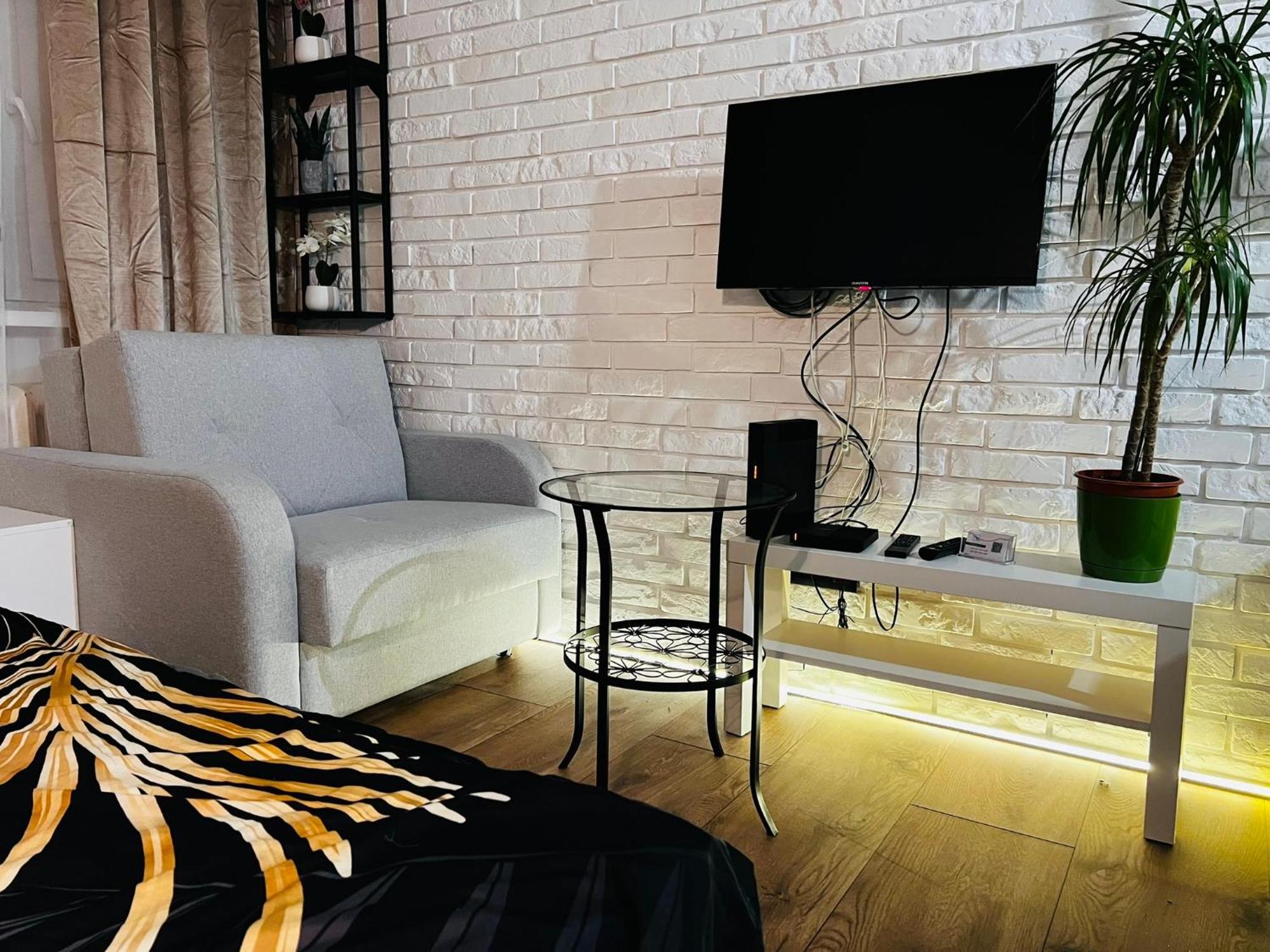 Kameralna Kawalerka W Stylu Loftu Blisko Centrum 바르샤바 외부 사진